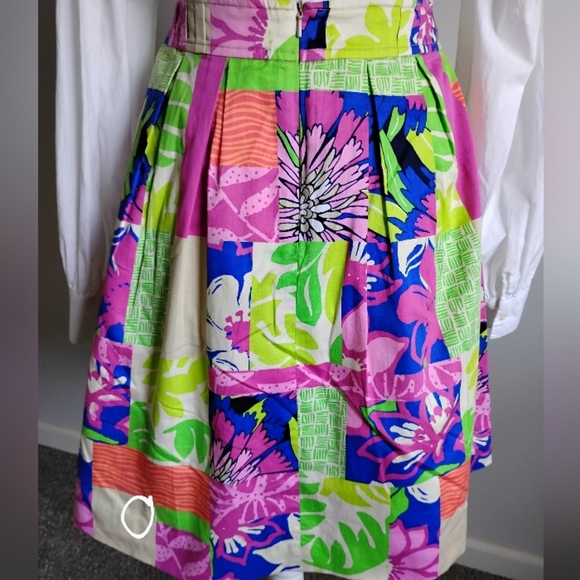 Lilly Pulitzer Classic Pleated Skirt Knee Length Colorful Pockets Size 2 - Picture 8 of 17